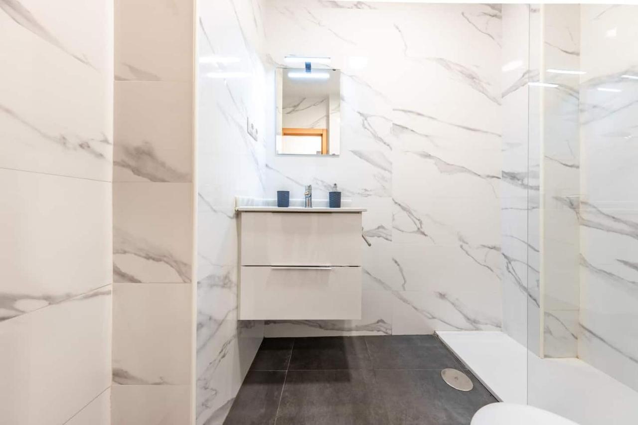 Private Rooftop & Elegant Studio - Center By Rems Διαμέρισμα Μάλαγα Εξωτερικό φωτογραφία